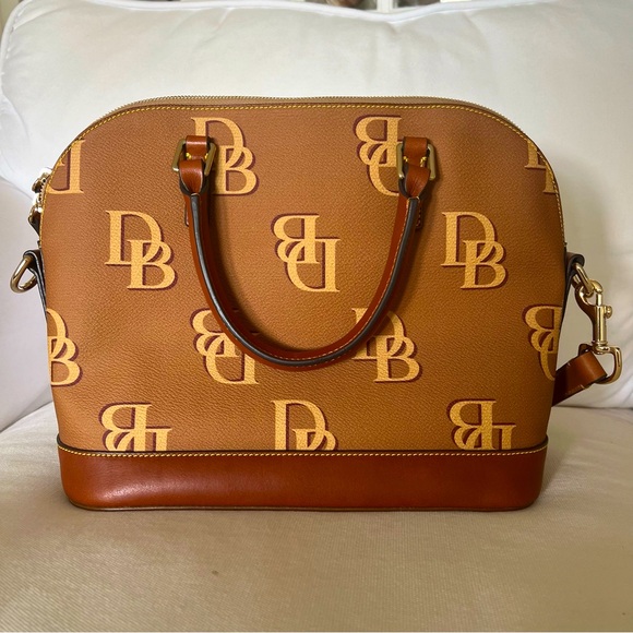 🎉HP🎉 NWOT Dooney & Bourke Monogram Large Domed Satchel - Picture 3 of 5